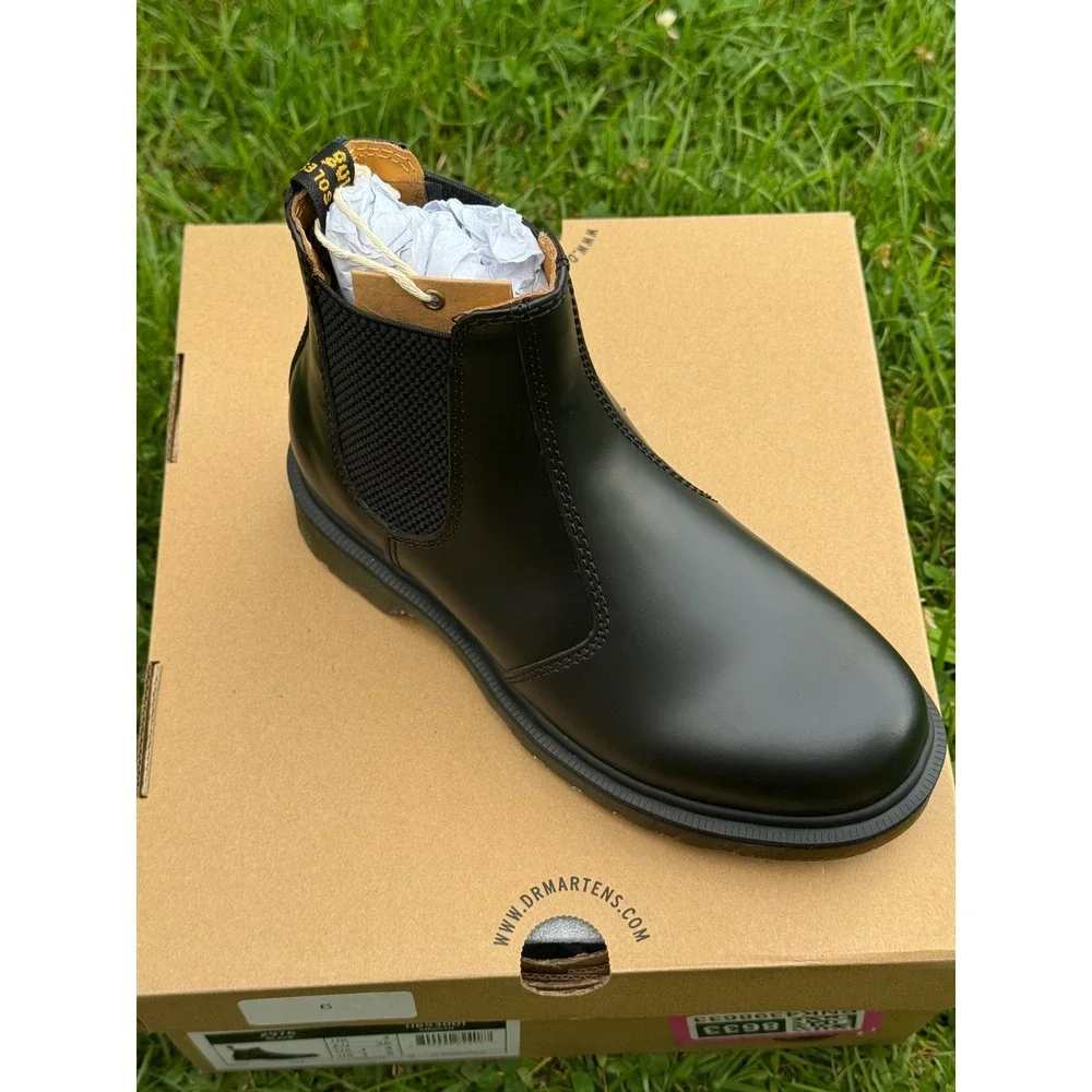 Dr. Martens 2976 Smooth Leather Chelsea Boots Black 11853001 Mens 4 Womens 5